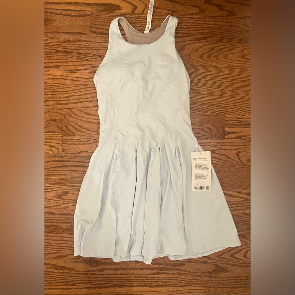 NWT never worn lululemon tennis dress size 6